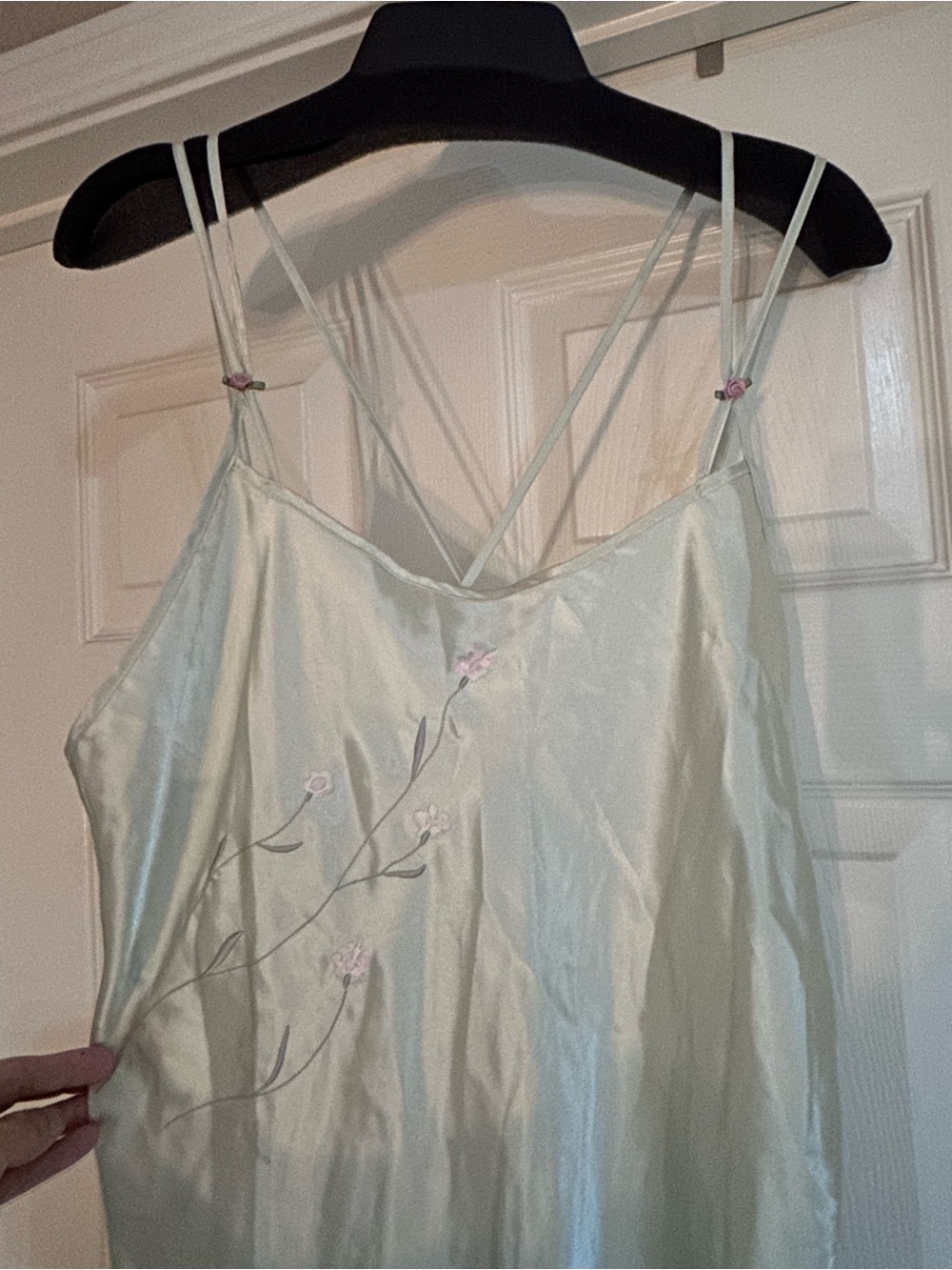 Beautiful Ladies nightgown, Size L - Picture 3 of 9